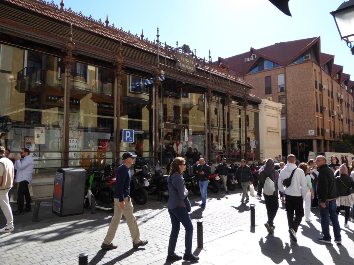 Apartamento En El Mercado De San Miguel Madrid Exterior photo